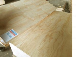 CDX Pine Plywood 2440 x 1220 x 19mm CDX Grade Ply ( Common: 3/4 in. 4 ft. x 8 ft. CDX Project Panel )