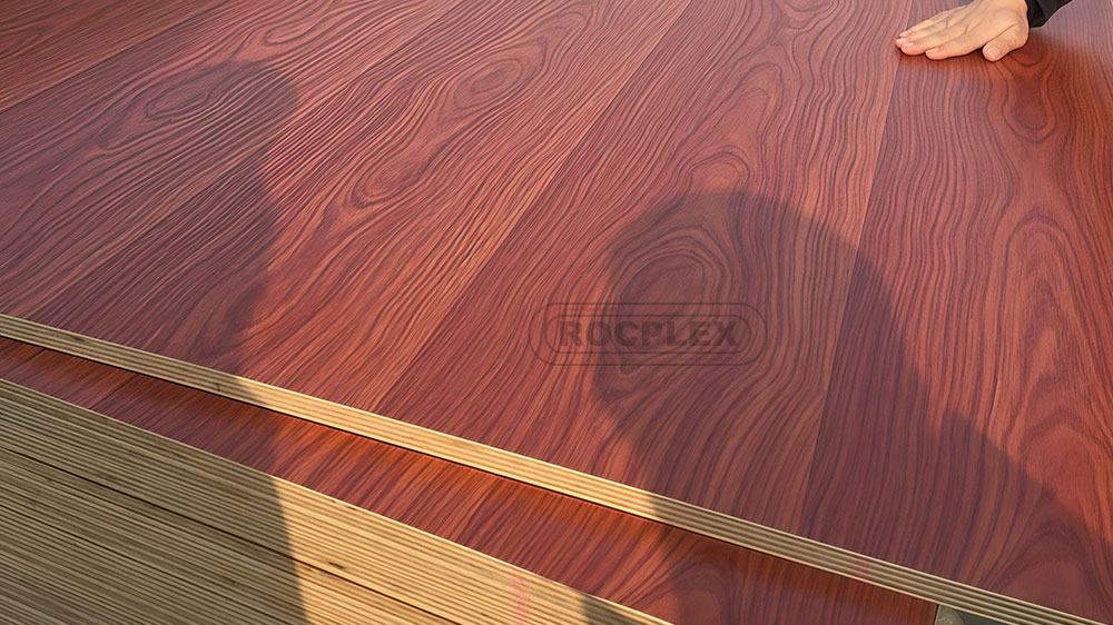 ROCPLEX melamine coated plywood combines a moisture-resistant plywood core with a durable melamine laminated surface, offering smooth, decorative panels ideal for cabinets, furniture production, shelving, and wall applications.